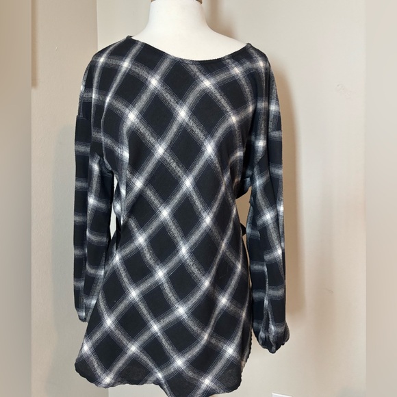 Flannel tunic - Picture 2 of 4